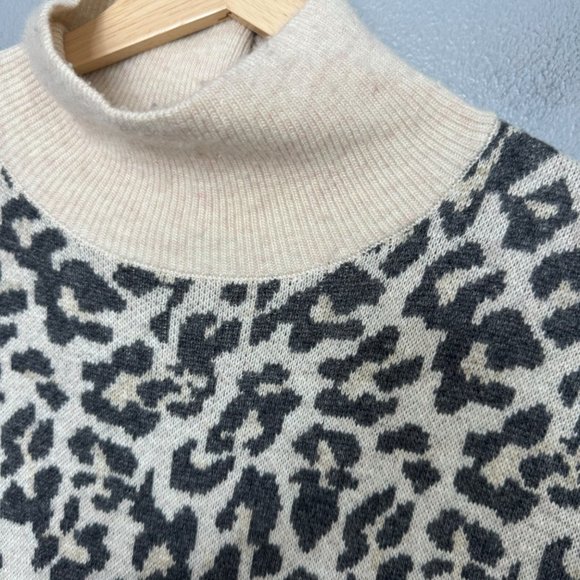 LOFT mock neck snow leopard print sweater dress size M - Picture 6 of 7